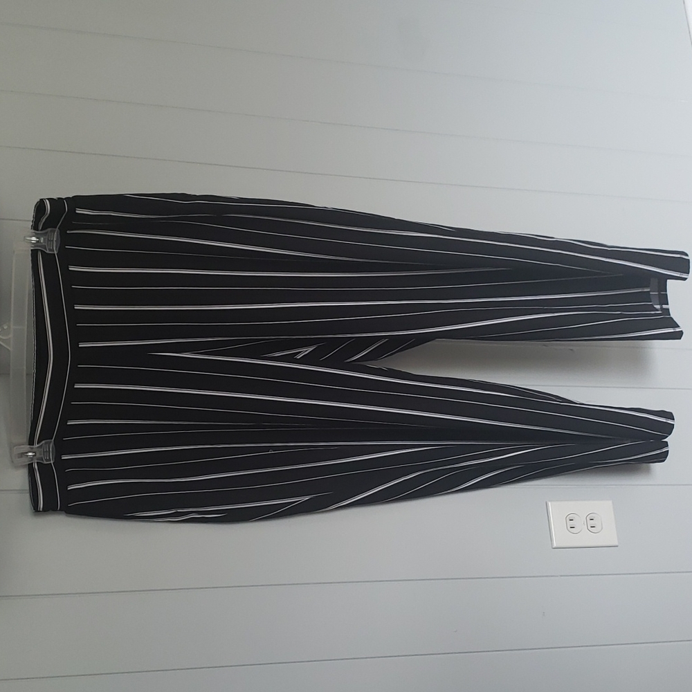 Black and white stripe pants